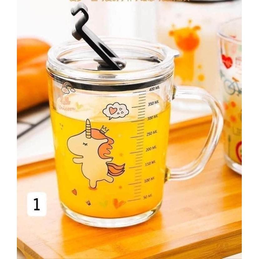 CỐC THUỶ TINH CHIA ML CÓ ỐNG HÚT + KHÔNG ĐỔ + AN TOÀN