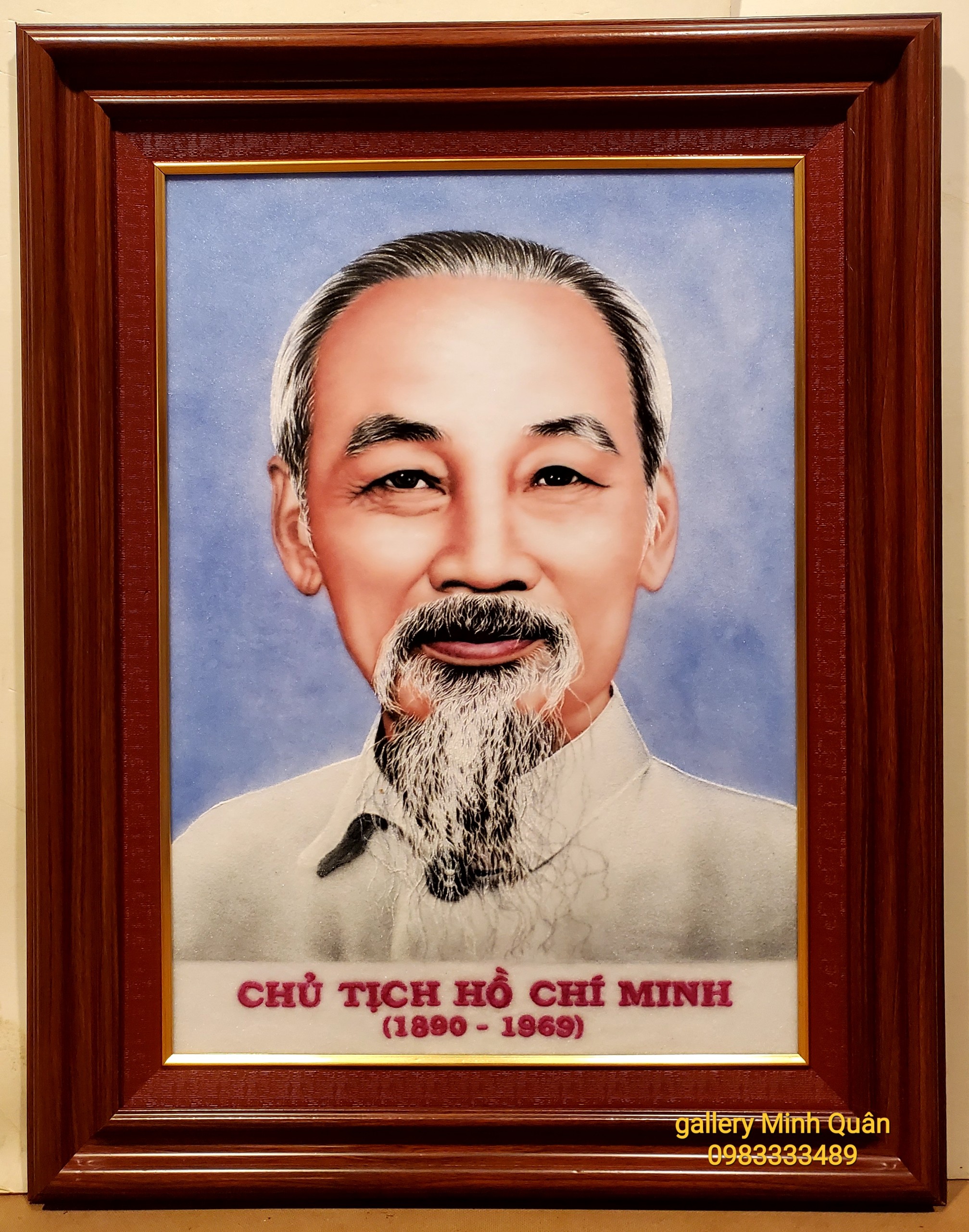 CHÂN DUNG CHỦ TỊCH HỒ CHÍ MINH chế tác bằng đá tự nhiên 100%