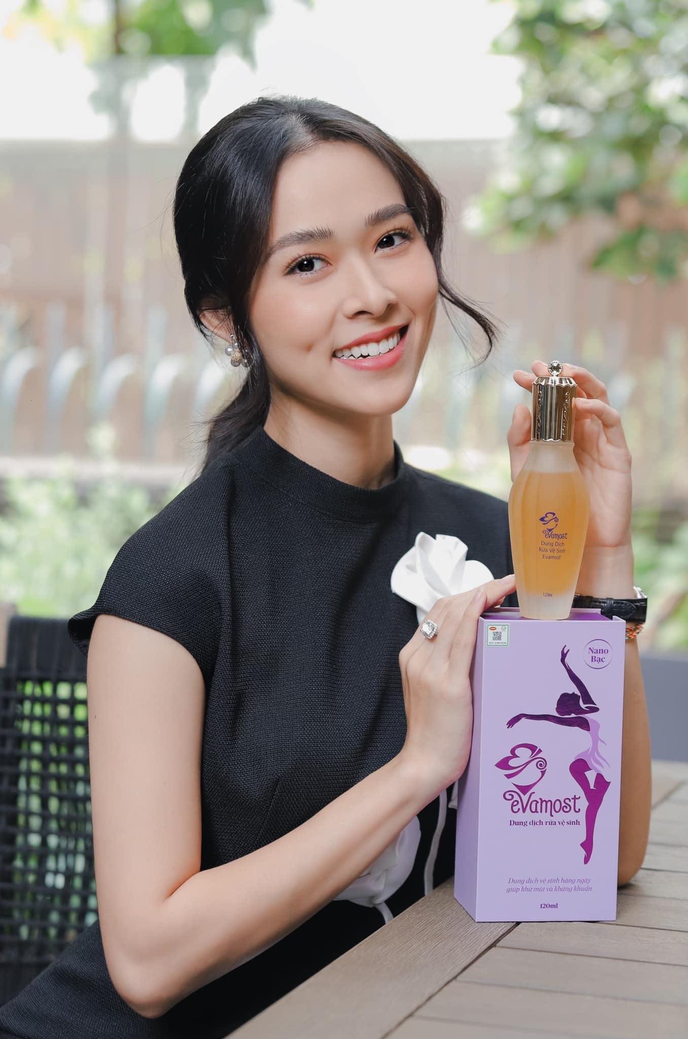 Dung Dịch Rửa Vệ Sinh Evamost Giúp Sạch Khuẩn, Se Khít, Dưỡng Hồng, Thơm Quyến Rũ