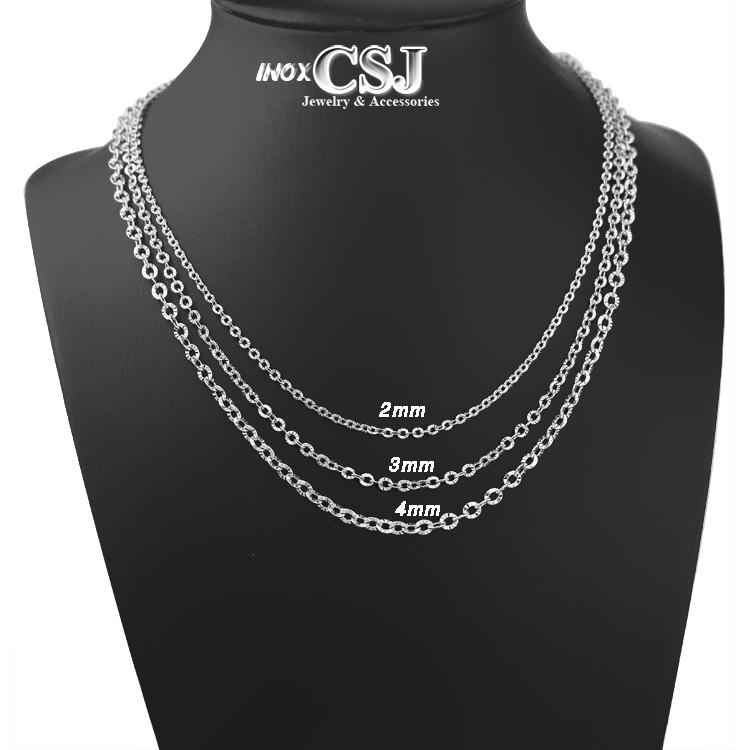 Dây chuyền inox chữ cong chạm chiếu lấp lánh sáng đẹp, không đen - Đem lại đẳng cấp cho người đeo