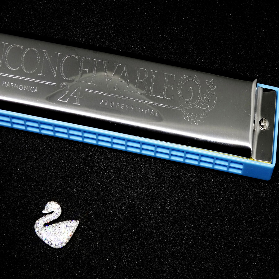 Kèn Harmonica Tremolo 24 lỗ Swan Inconceivable SW24 Cơ Bản Key C