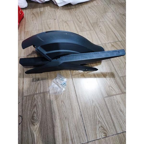 Bộ dè carte chắn bùn sau lắp đặt cho winner X