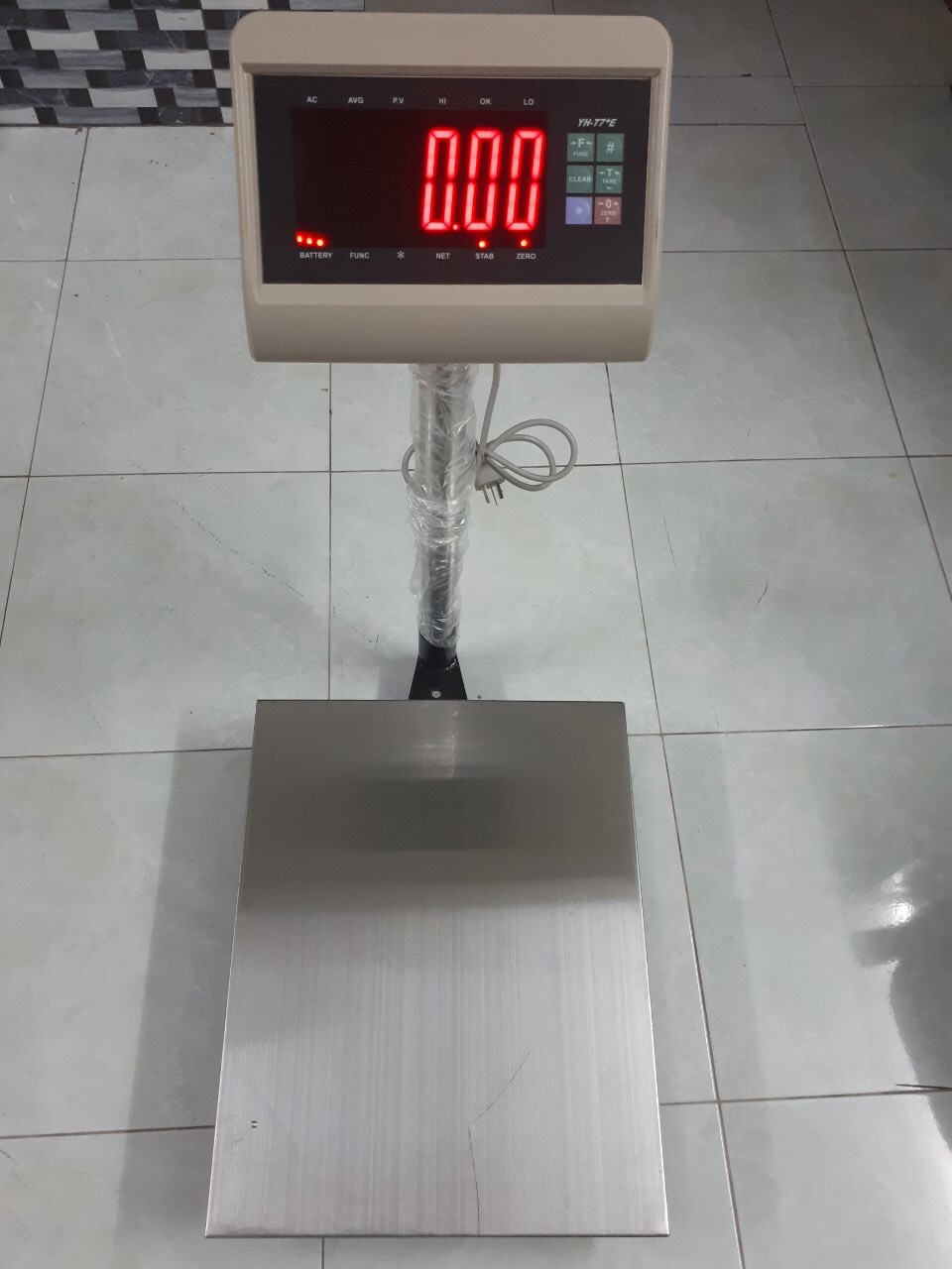Cân Bàn Điện Tử T7E 250 KG