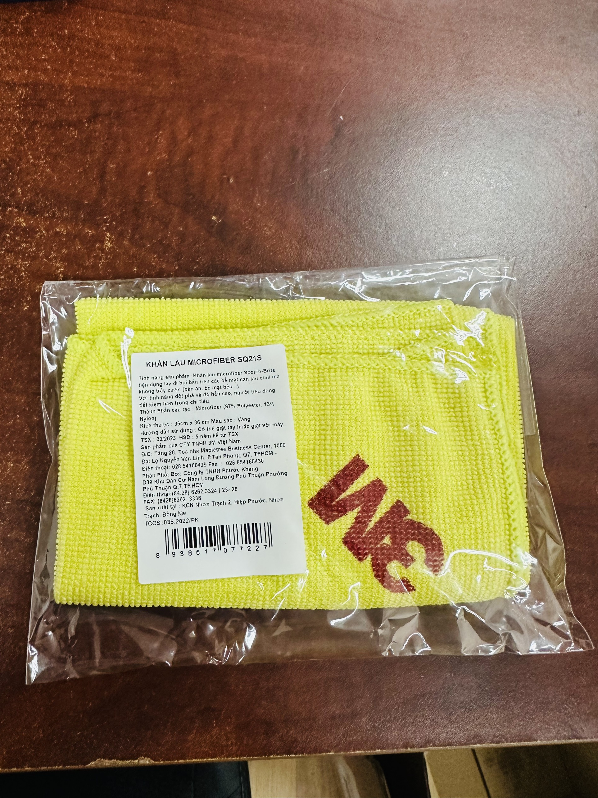 Khăn Lau Đa Năng Cao Cấp 3M Microfiber SQ21 SCOTCH-BRITE1, 36 CM X 36 CM - 2 màu vàng - xanh dương