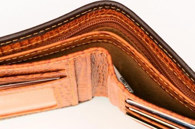 Ví da nam FTT LEATHER mã VDDVCS08