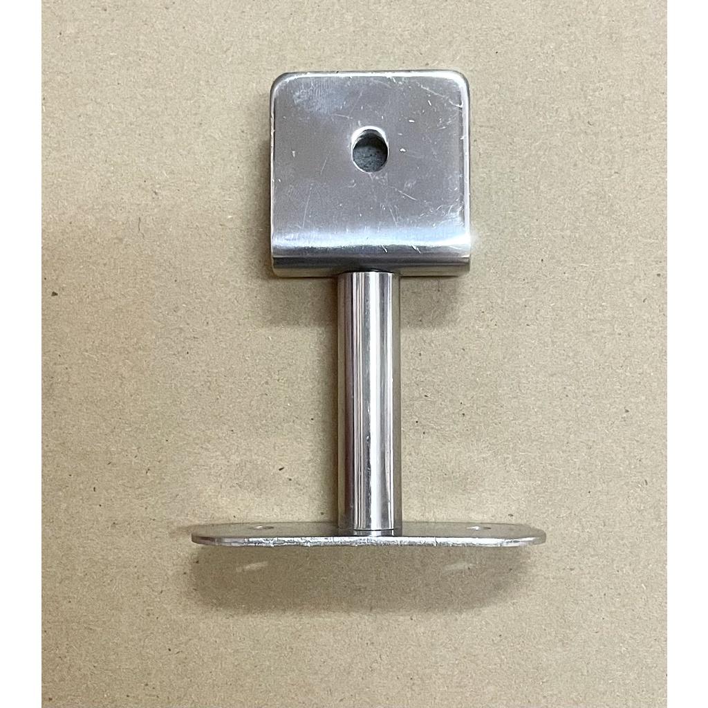 Tay kẹp kính trên - kẹp kính tay vịn inox Cầu thang & trụ lan can inox không cần khoan kính