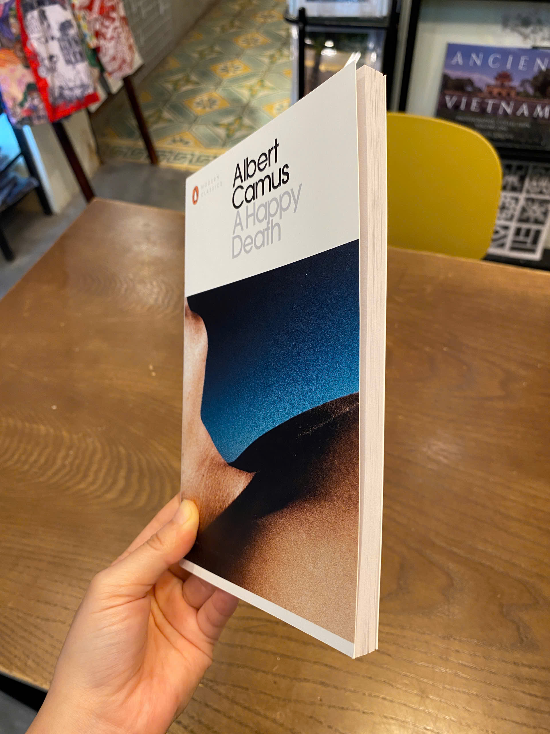 Sách - A Happy Death by Albert Camus | English Classics - Philosophy Fiction | Sách ngoại văn