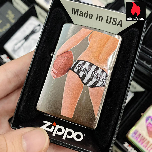 Bật Lửa Zippo 200 Sexy Back Play Ball Brushed Chrome