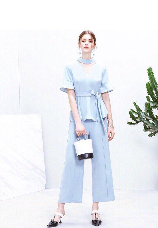 Bộ Đồ Công Sở Phong Cách Lịch Sự Sang Trọng