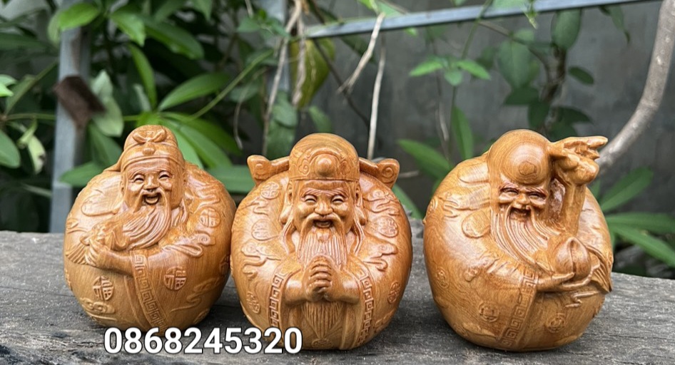 Tượng tam đa phúc lộc thọ trứng bằng gỗ bách xanh thơm nức kt cao 10×8×8cm