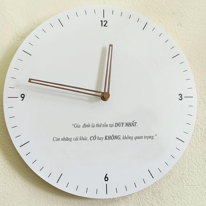 Đồng Hồ Treo Tường Decor Khắc Những Câu Nói Nổi Tiếng khắc theo Y/C