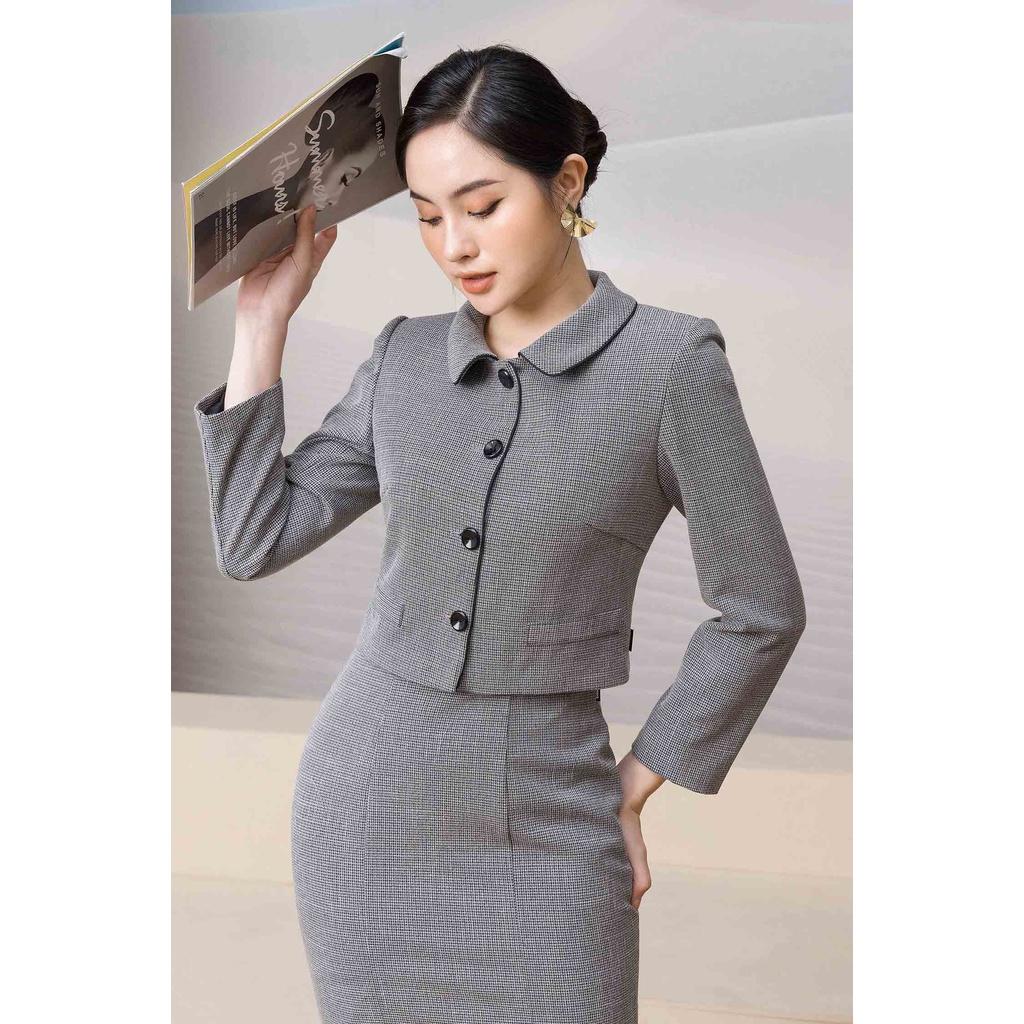 Bộ vest kẻ nhỏ umi; Áo lửng cổ sen + Đầm sát nách Toson B8484K31