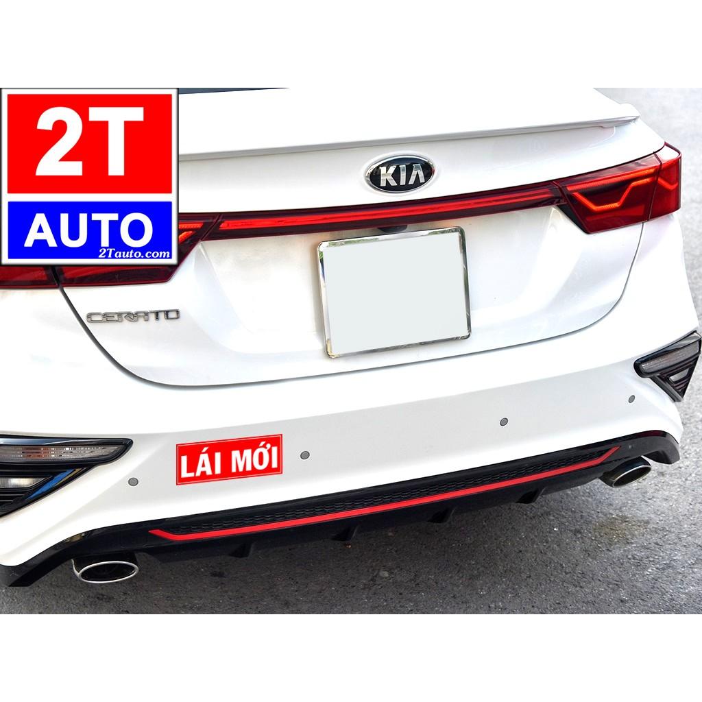 LOGO STICKER TEM XE LÁI MỚI XIN THÔNG CẢM TÀI MỚI XIN ĐI CHẬM - NỀN ĐỎ