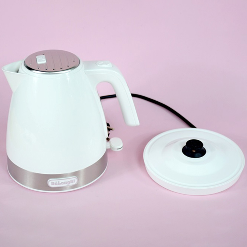 Bình Đun Siêu Tốc Delonghi KBLA2000.W - Trắng - Hàng Chính Hãng