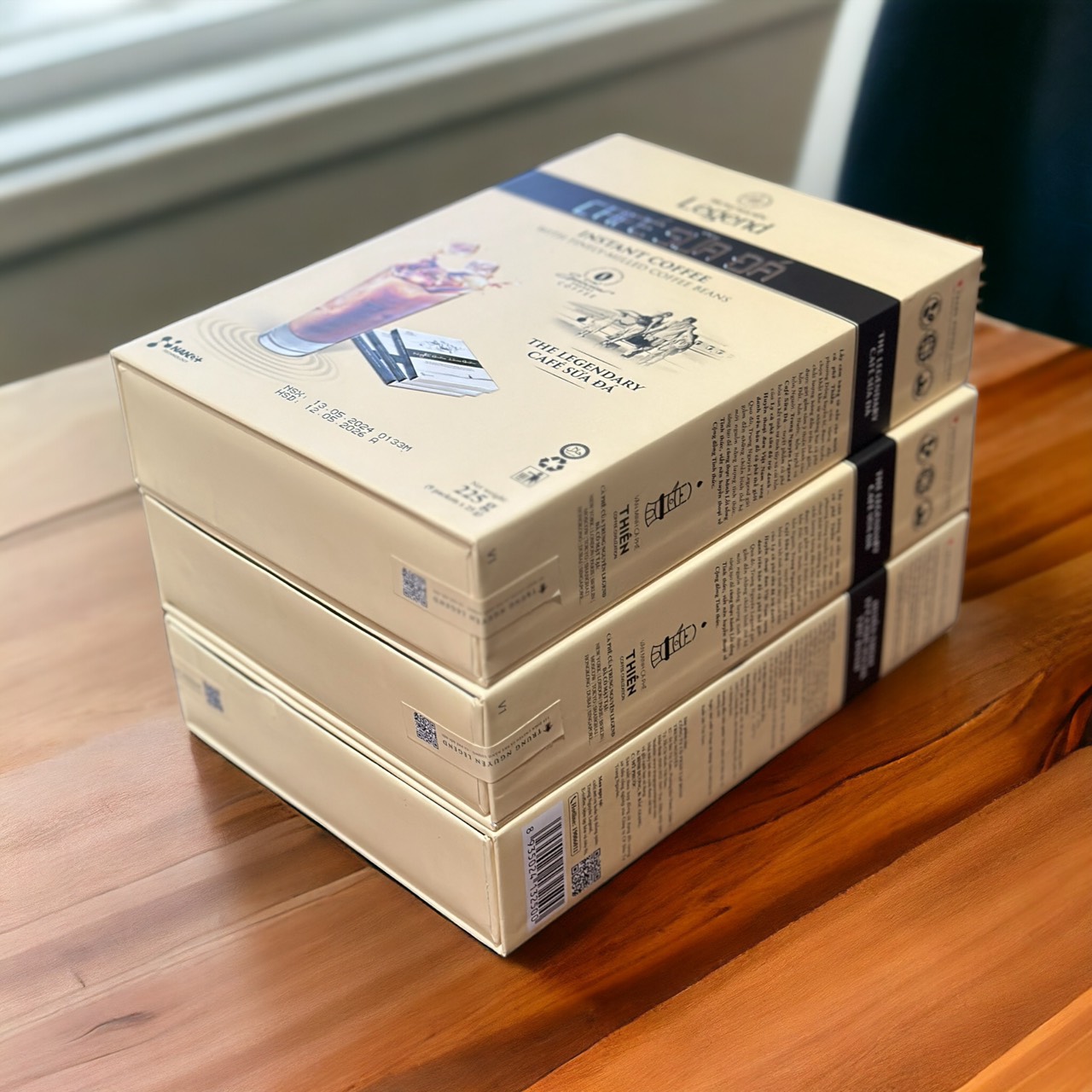 Cà Phê Hòa Tan Sữa Đá Legend Trung Nguyên (9 Gói x 25g) - (Giao Ngẫu Nhiên)