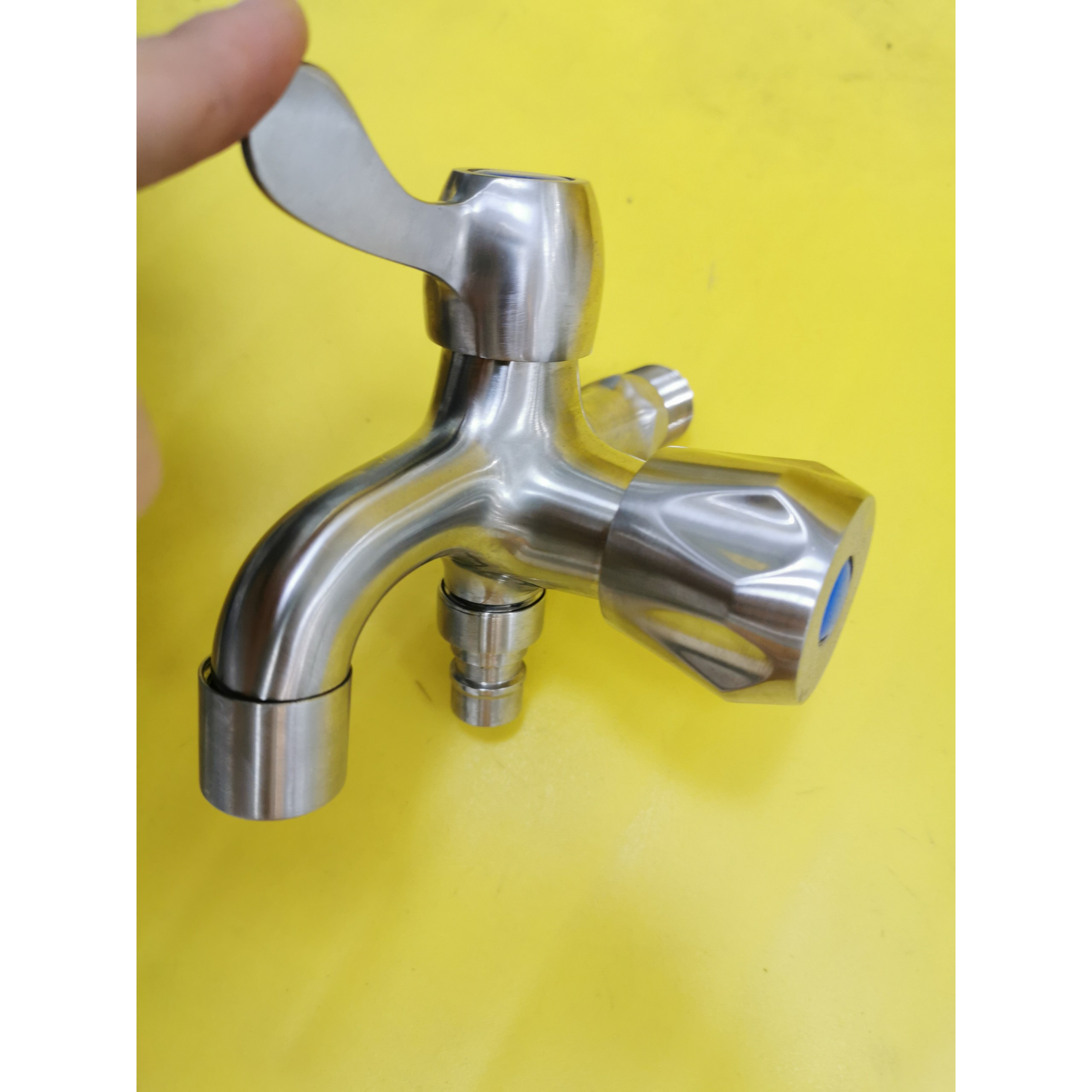 CỦ SEN LẠNH INOX 304 XƯỚC MỜ