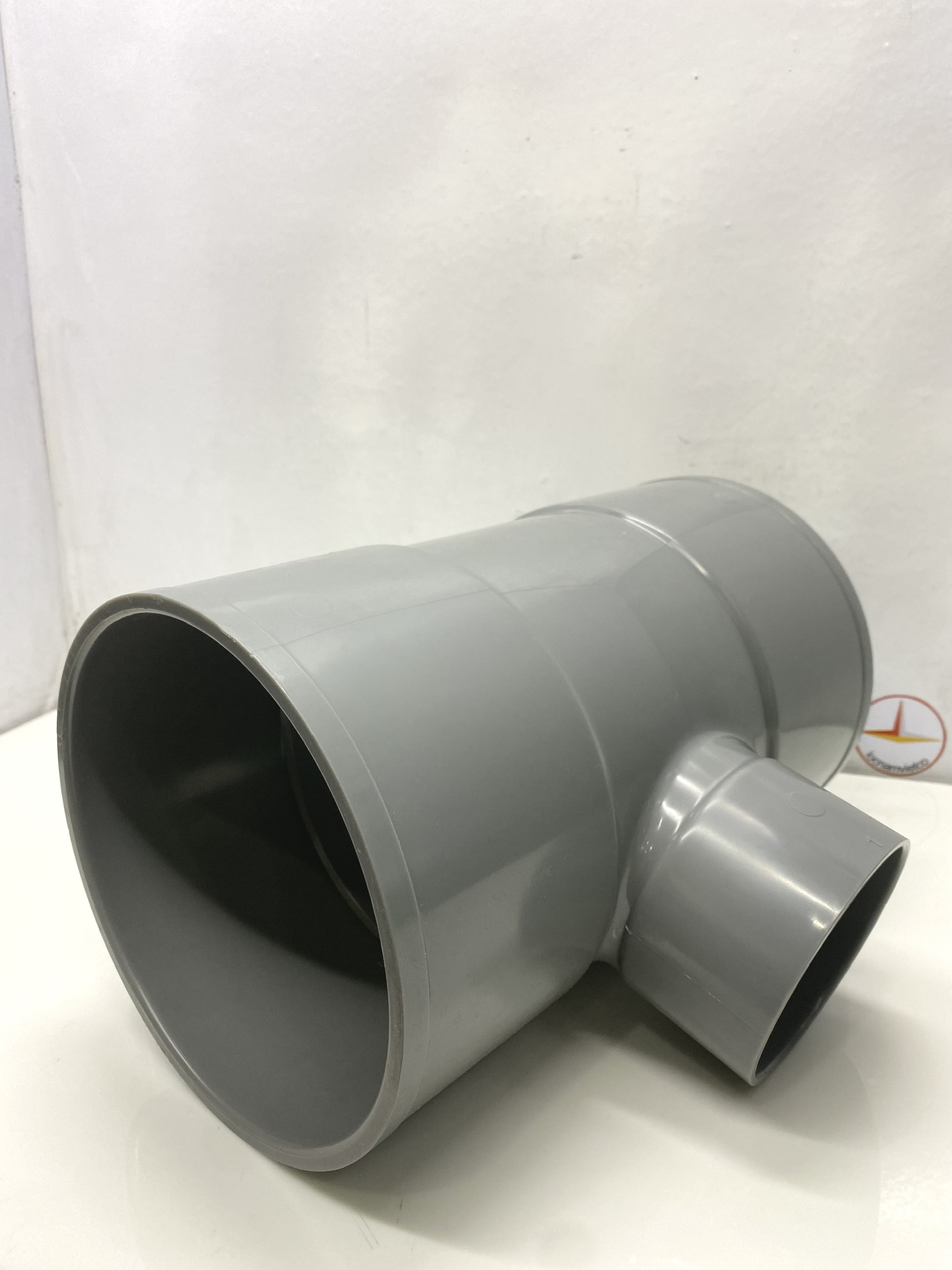Tê giảm 220 x 114 nhựa PVC Bình Minh_ T220x114