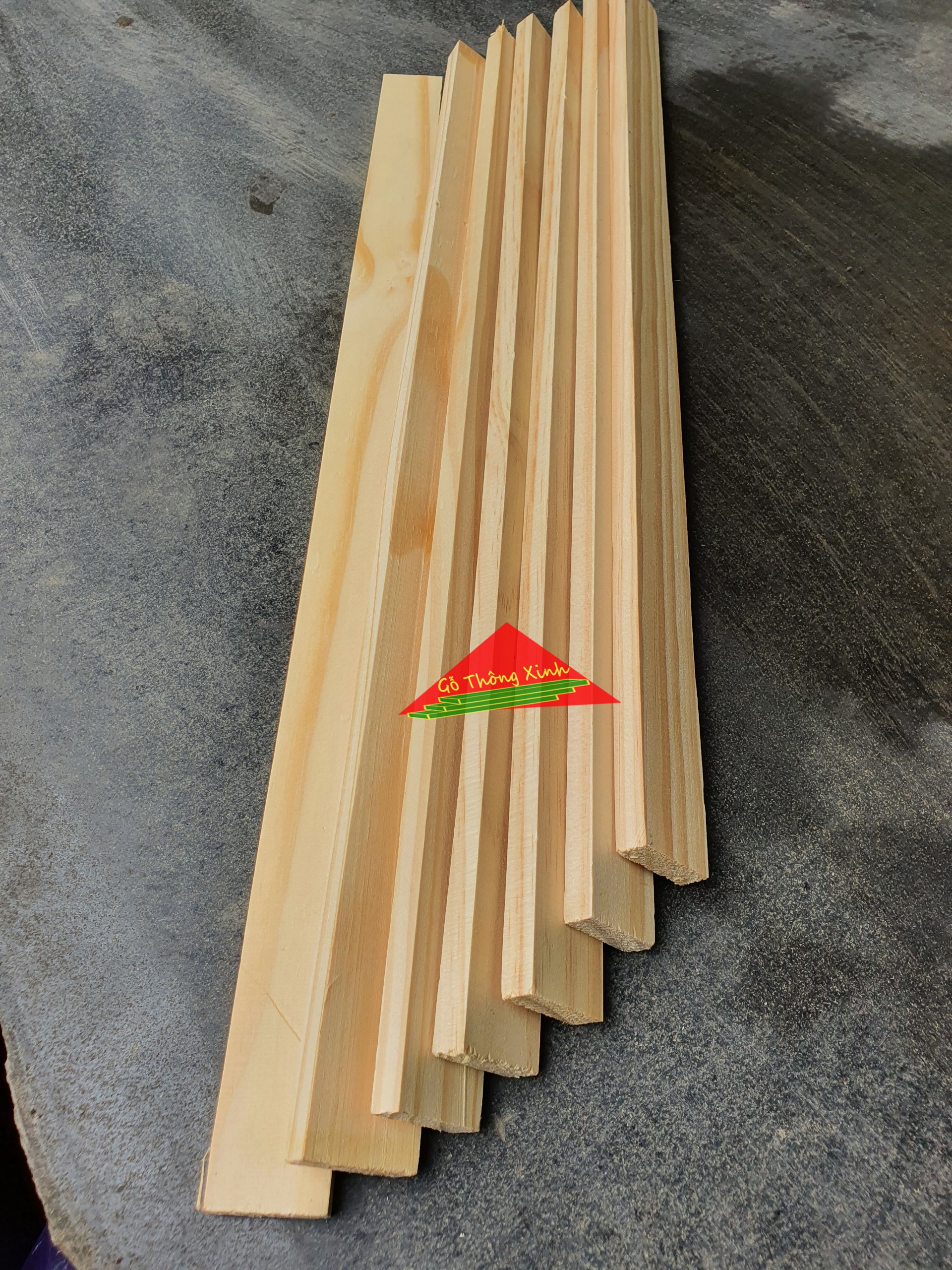 Thanh gỗ thông dày 1cm,rộng 3cm,dài 60cm dùng làm nẹp chỉ, làm thùng gỗ decord, đóng chuồng thú cưng, DIY