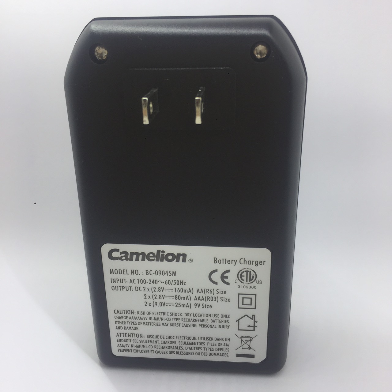 Bộ sạc pin AA/AAA/9V Camelion Hàng Chính Hãng kèm 4 pin sạc AA Camelion 2700mah