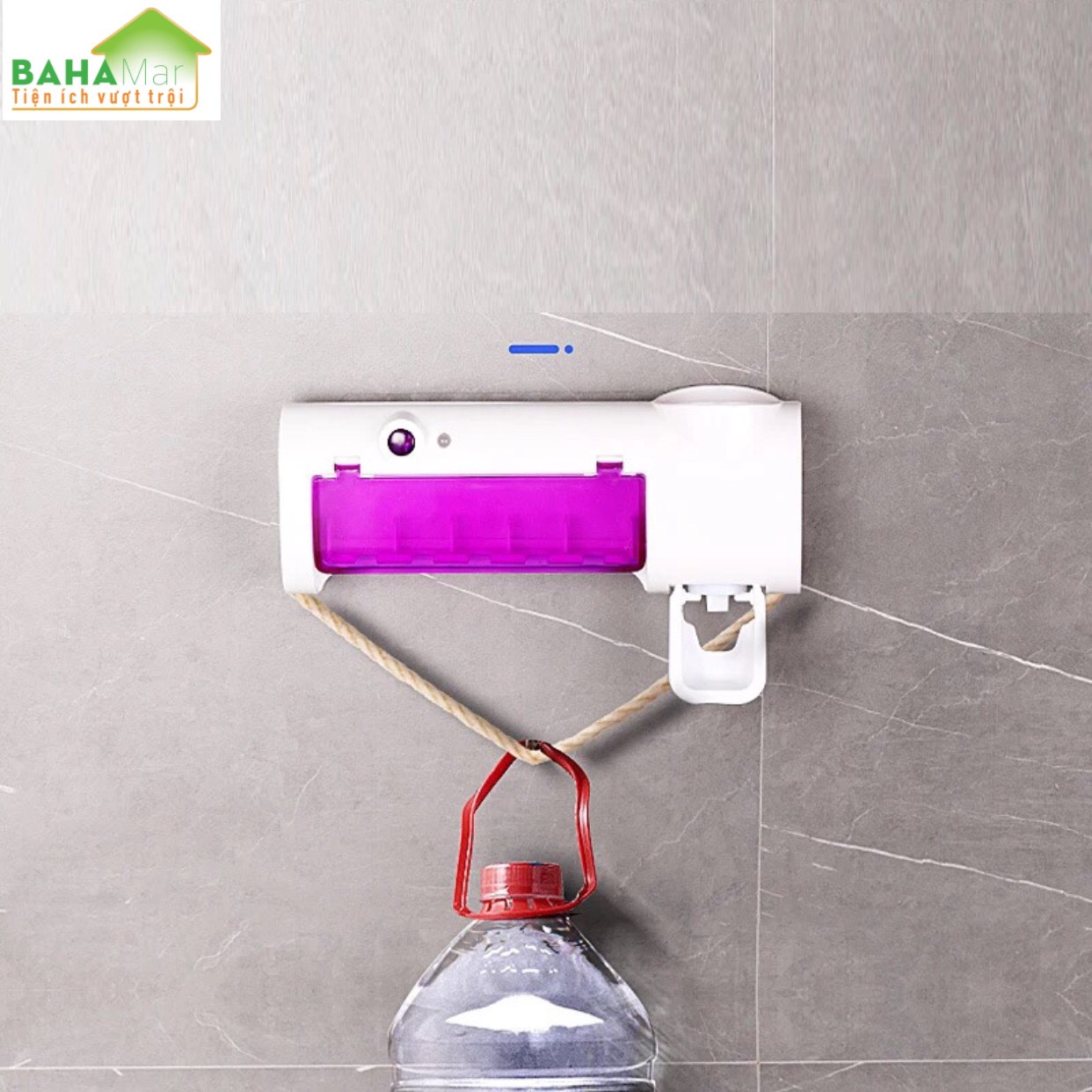 GIÁ TREO 3 TRONG 1 CÓ KHỬ KHUẨN TIỆT TRÙNG BÀN CHẢI ĐÁNH RĂNG VÀ TỰ ĐỘNG VẮT NHẢ KEM ĐÁNH RĂNG "BAHAMAR" khử 99,00% vi khuẩn gây sâu răng, gây hôi miệng