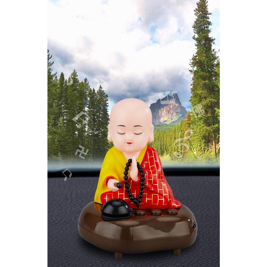 Tượng Chú Tiểu Gõ Mõ Sài Bằng Điện đầu gật gù-USB- Phật Giáo-Vật Phẩm Phong Thuỷ Thờ Cúng-trang trí trên ôtô.'