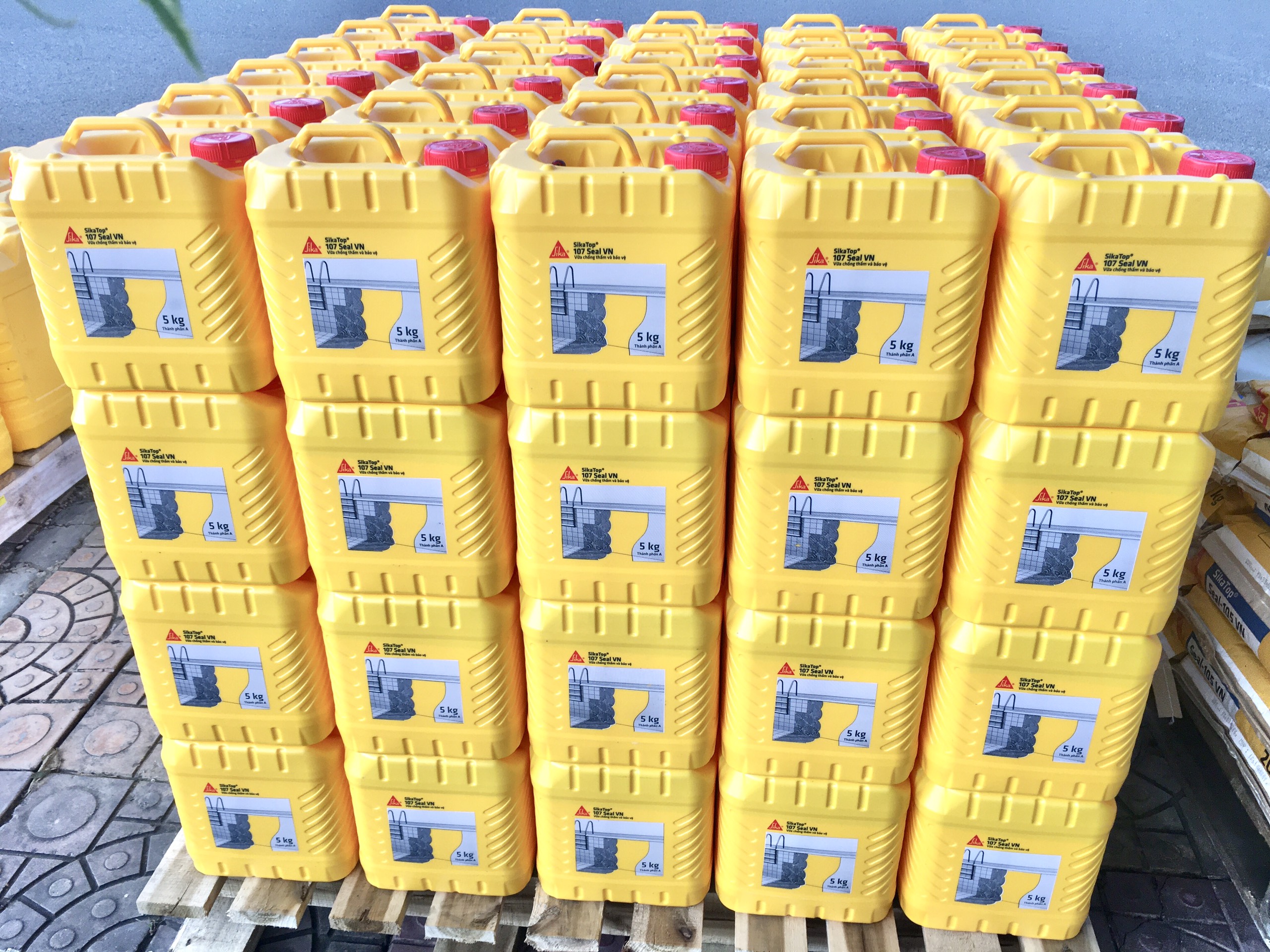 Chống thấm sàn mái, sân thượng, nhà vệ sinh gốc xi măng - SikaTop 107 Seal VN