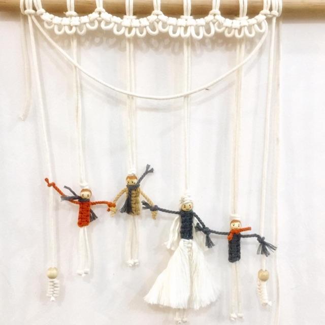 Bộ treo tường búp bê xinh xắn chất liệu Macrame