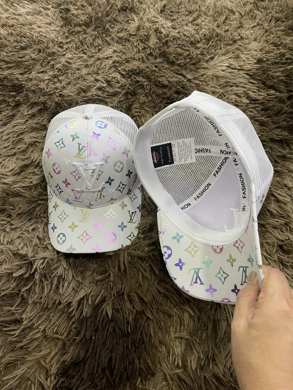 Nón kết, mũ lưỡi trai LV phản quang phối vải kaki form chuẩn thời trang cao cấp