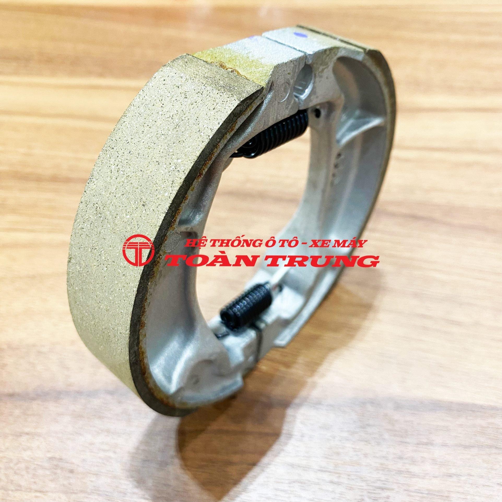 Bộ má phanh sau xe ga &quot;06430KWN900&quot; chính hãƞg Honda, sử dụng được cho tất cả các dòng xe ga  Honda