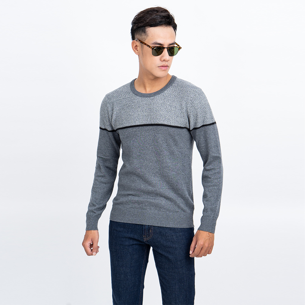 Áo len nam dài tay cổ tròn màu ghi nhạt NOVELTY 180590T