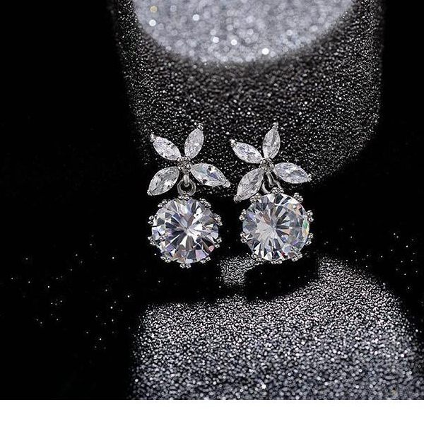 Khuyên tai nữ bạc dài