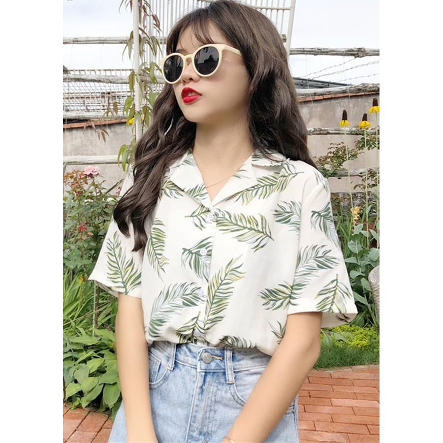 Áo sơ mi nữ tay cộc form rộng cổ 2 ve in hình là xanh, chất kate mềm mát, hàng nhập Quảng Châu