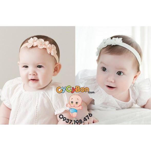 Băng Đô Chất Thun Co Giãn Đính Ba Bông Nhụy Hạt Có 2 Màu Hồng Và Trắng Cho Bé Gái  !