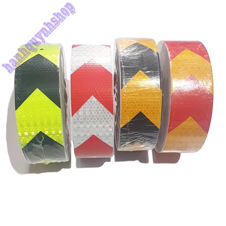 10M Băng Dính Decal Phản Quang Dán Sườn Ô Tô Hình Mũi Tên Bản Rộng 5cm