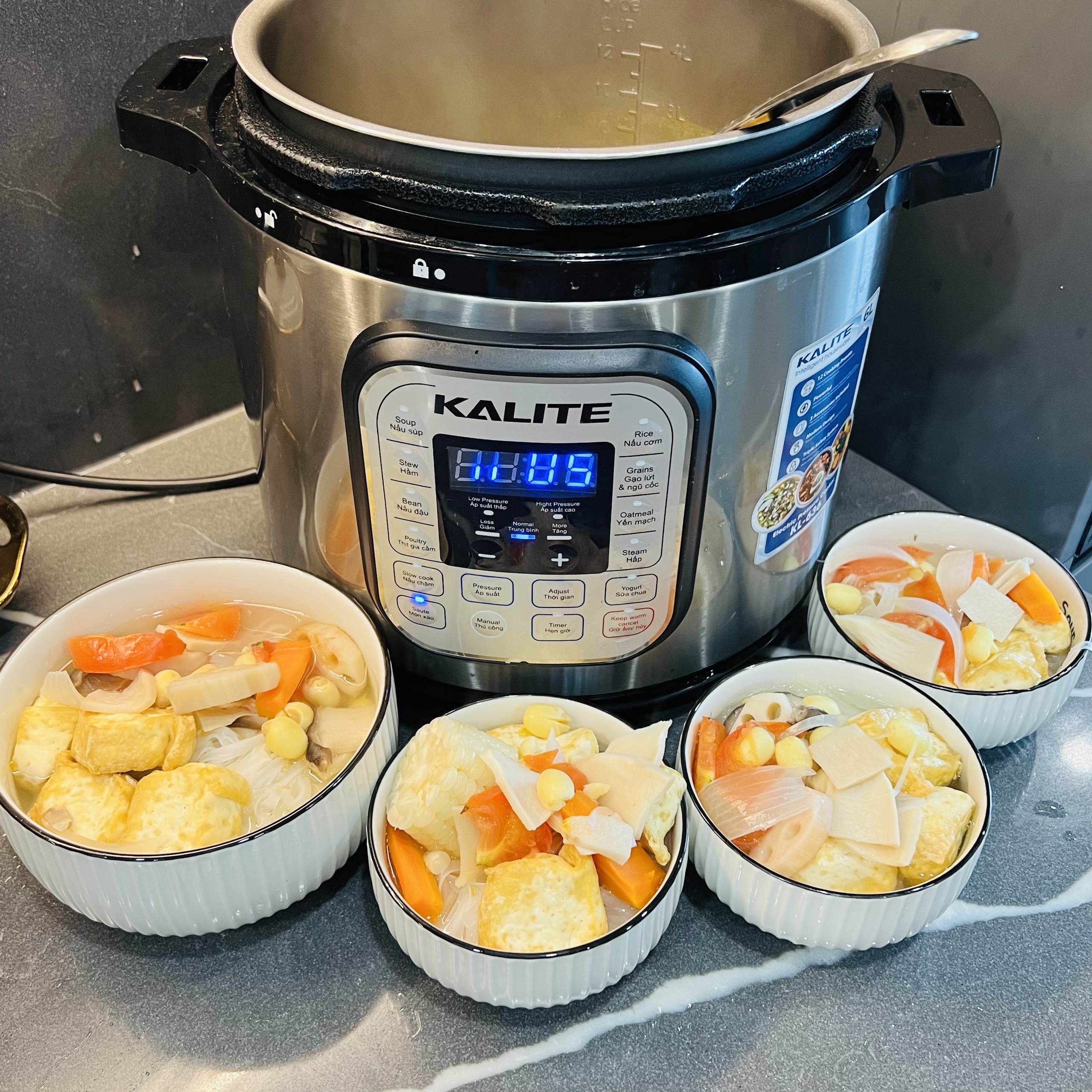 [Hàng chính hãng] Nồi áp Suất Kalite KL636 - 6L - Lòng nồi phủ Teflon chống dính cao cấp