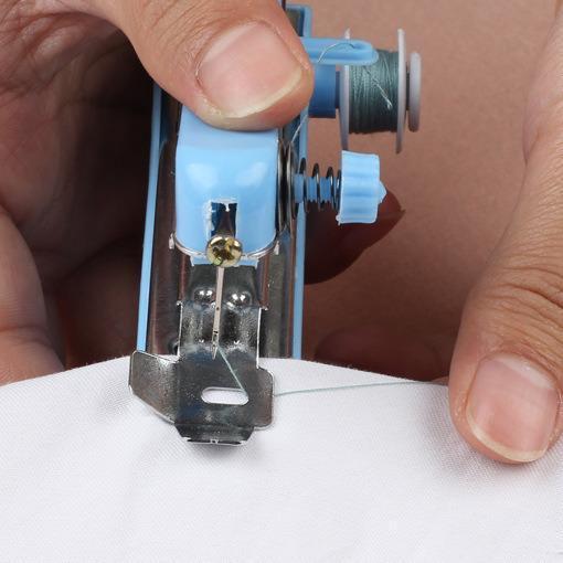 Máy Khâu Mini Cầm Tay Tiện Dụng