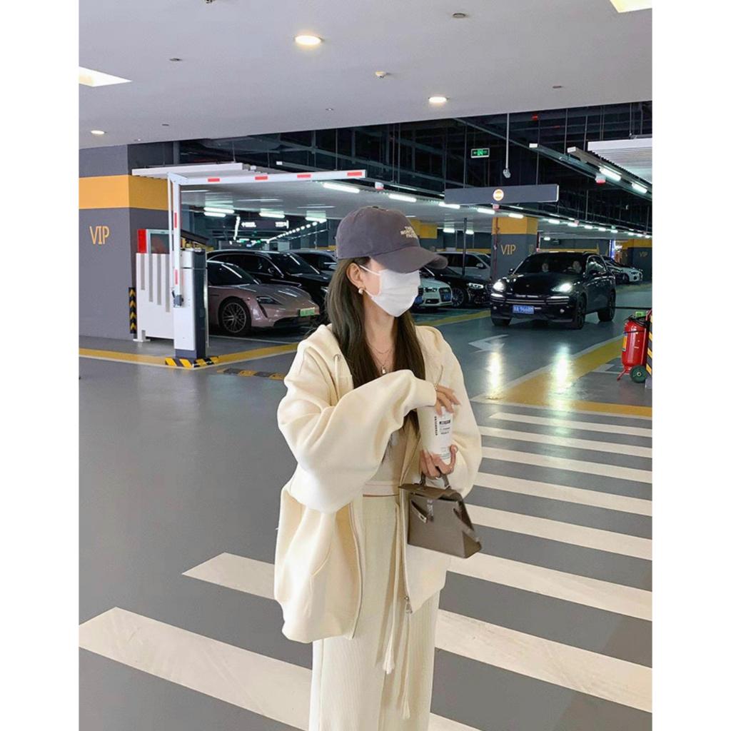 Áo Khoác Hoodie Nam Nữ Có Nón Dây Kéo Chất Liệu Nỉ Bông Mềm Mịn Dày Dặn Phong Cách Thời Trang Cá Tính