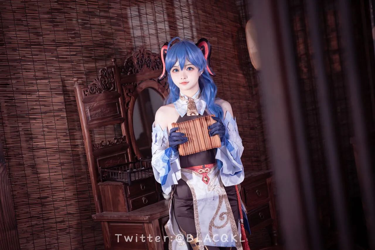 hình cosplay chapter 175 86