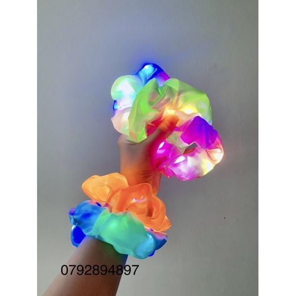 Cột tóc vòng led nháy 3 chế độ