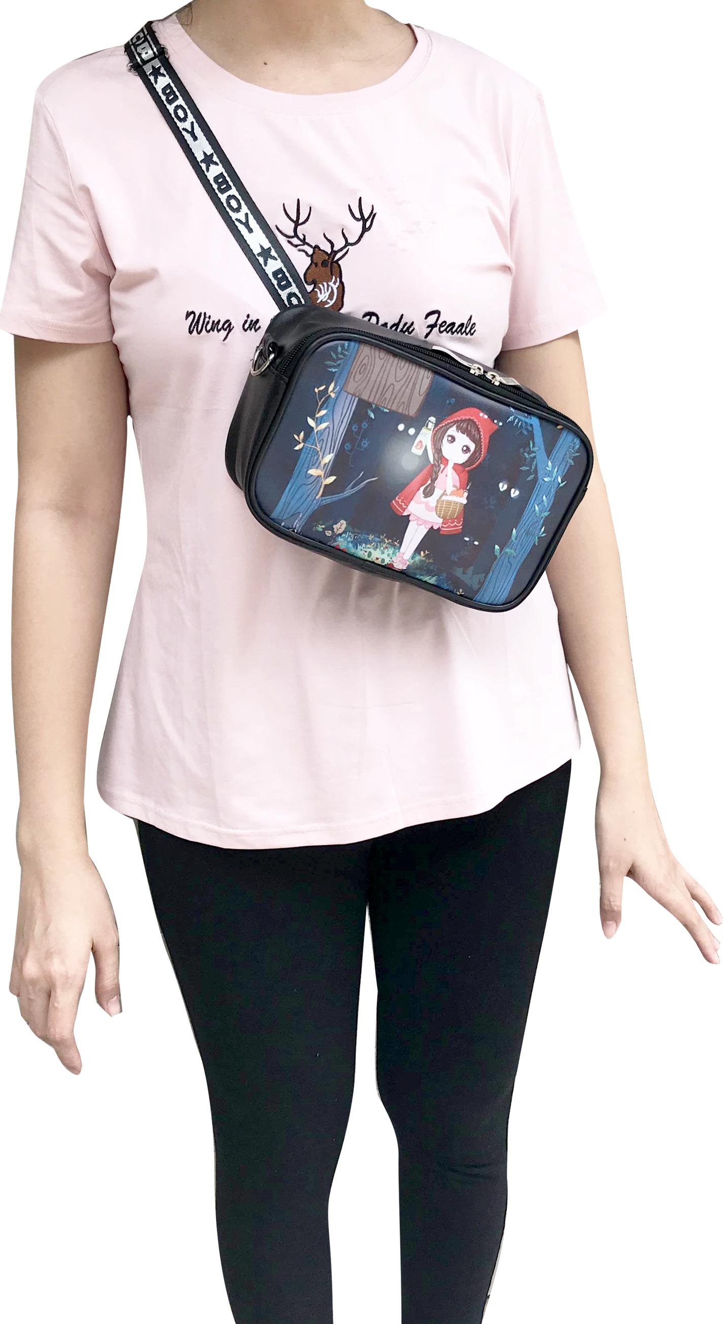Túi đeo chéo hot trend 2019 mang nhiều kiểu cô gái trong rừng