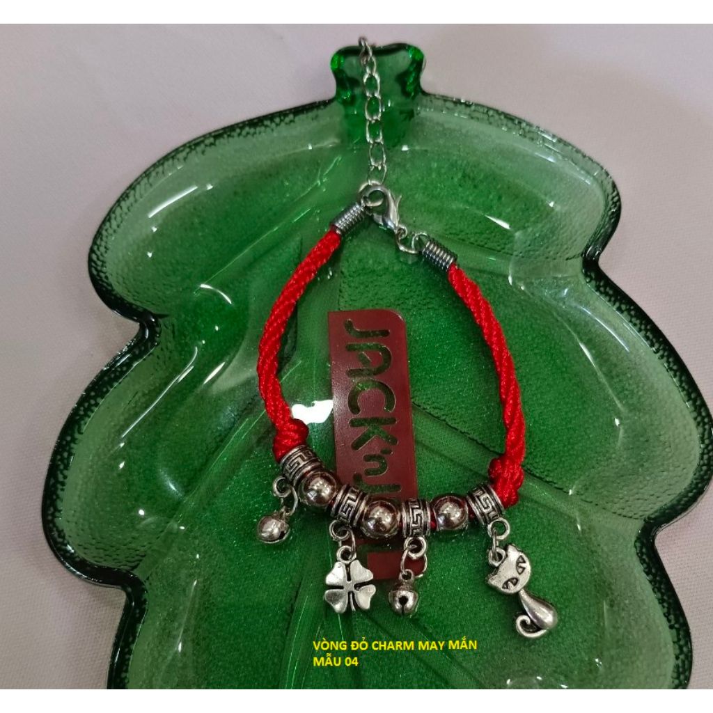 Vòng dây đỏ mix Charm kiểu may mắn