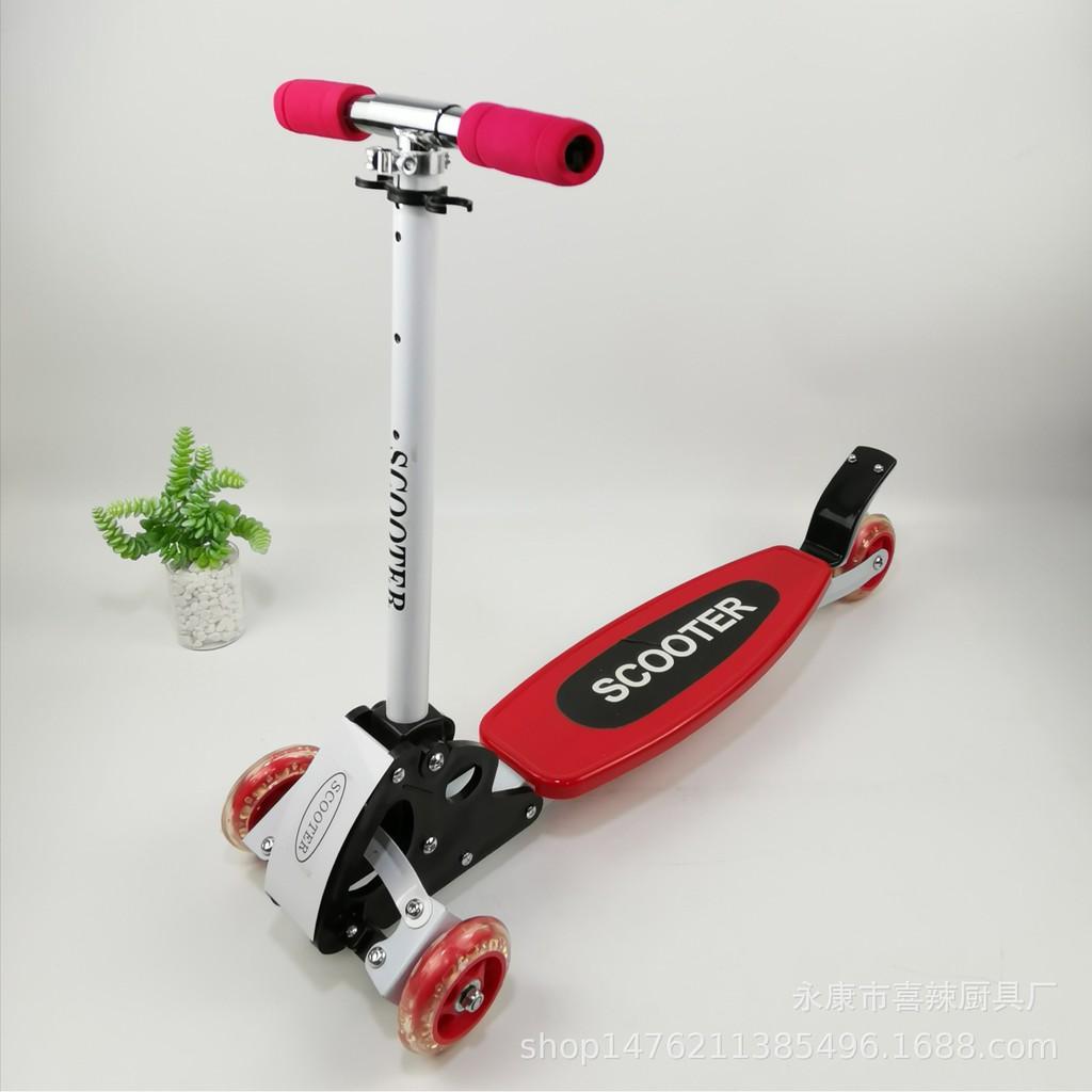 Xe Scooter kiểu dáng thể thao mạnh mẽ linh hoạt quà tặng cho bé trẻ em