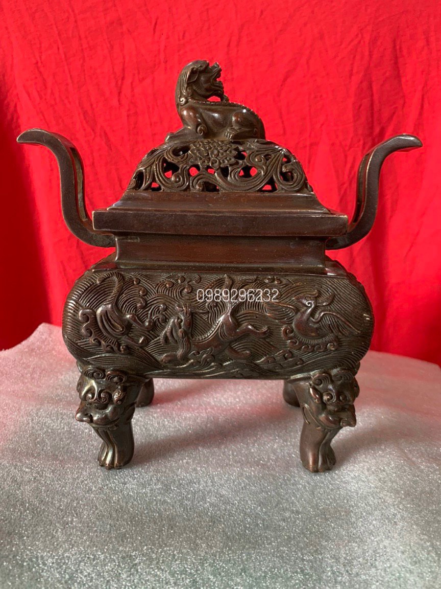 Lư đỉnh xông trầm vuông màu nâu