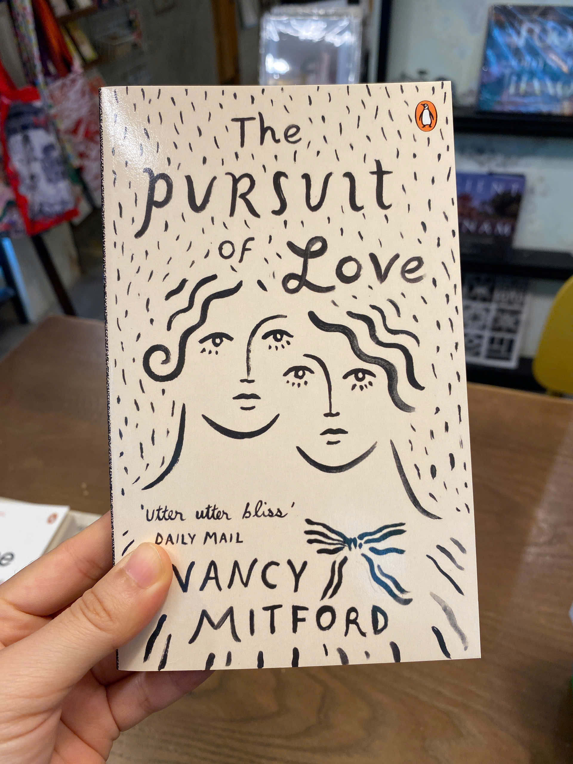 Sách - The Pursuit of Love by Nancy Mitford | Classics Romance / Historical Fiction / Ngoại văn