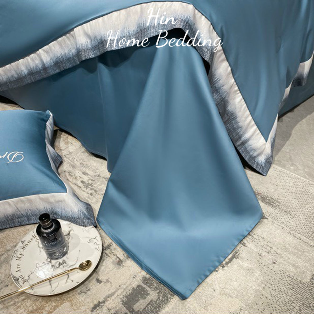 Bộ Chăn Ga Gối Đệm 5 Món Chăn Phao Lụa Thái Hin Home Bedding Mẫu Xanh Biển Đậm