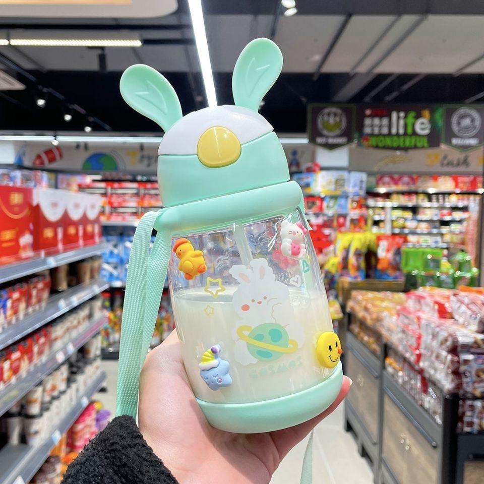 Sinh viên cốc nước phim hoạt hình chai nước ống hút chống rơi chai nước chai nước dung tích lớn chai nước trẻ em