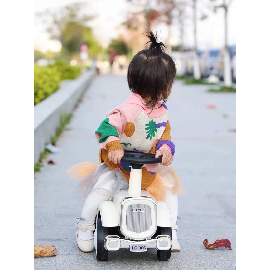 Xe chòi chân ô tô cho bé có nhạc, có đèn led nháy, hàng cao cấp cho bé từ 1-5 tuổi