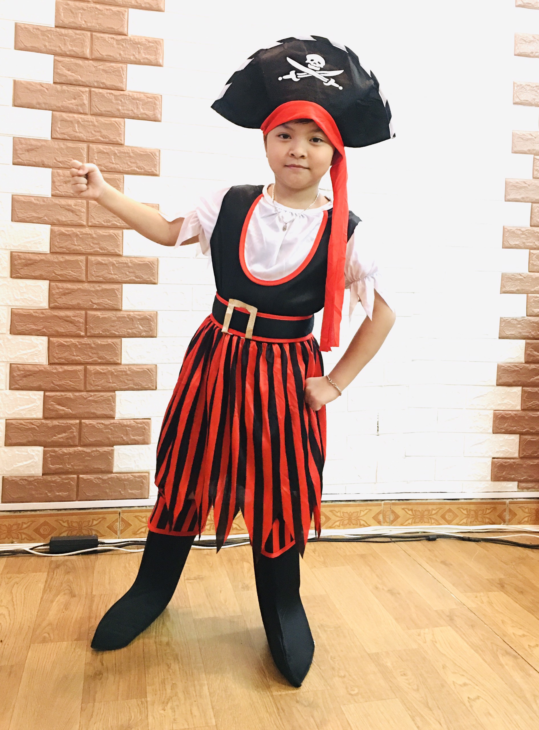 Set váy cướp biển hải tặc hoá trang Halloween