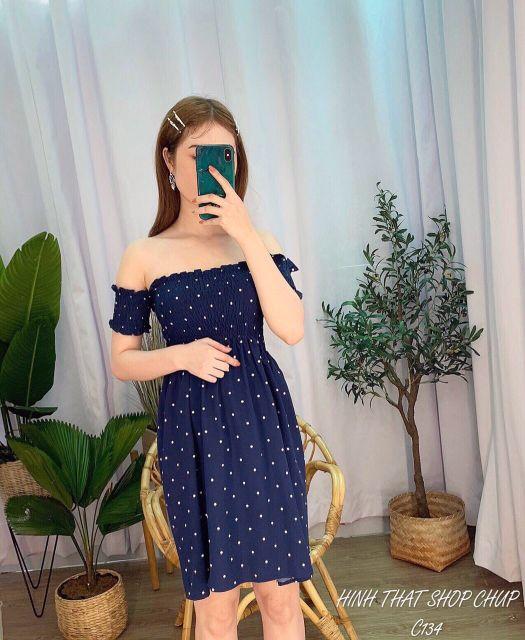 Đầm nhún trễ vai
