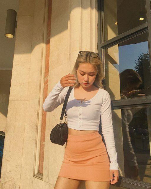 ÁO CROP NÚT BẤM THUN GÂN TAY DÀI FORM ÔM